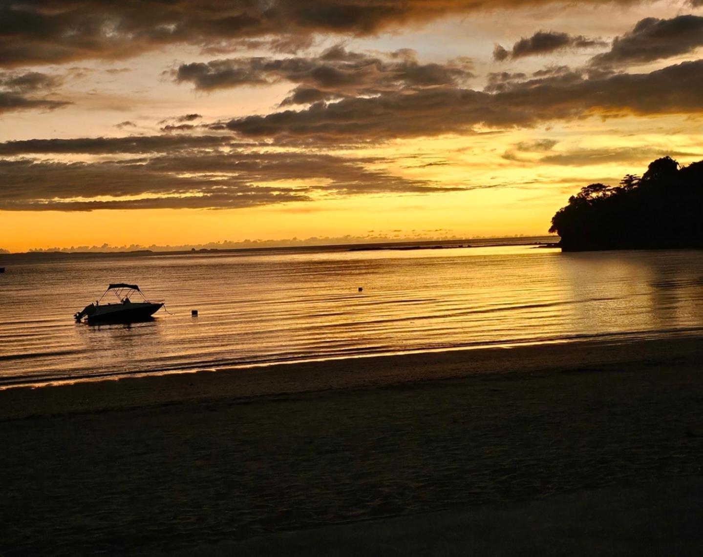 Swisscocobeach นูซีเบ ภายนอก รูปภาพ